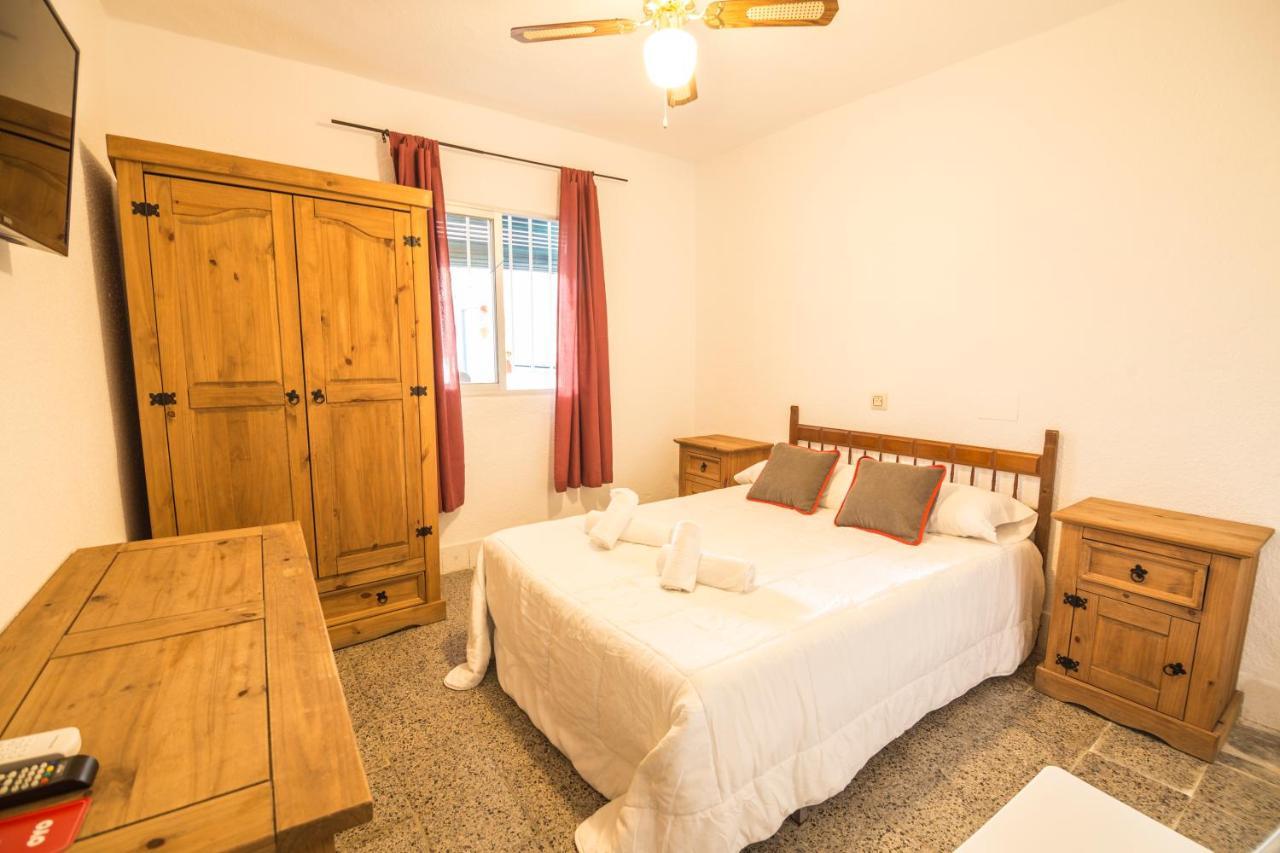 Pension Riad Mediterraneo Barbate Exterior foto