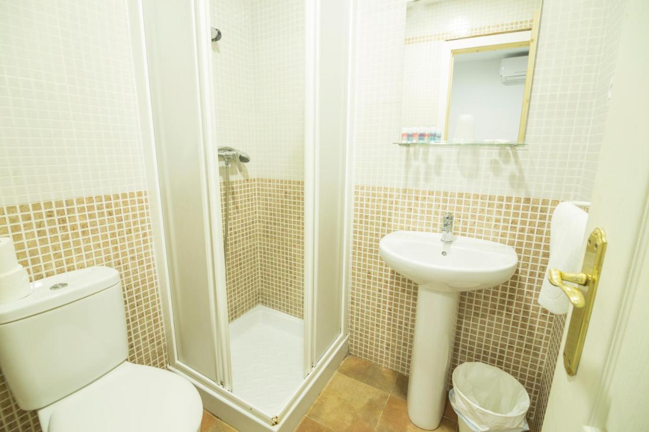 Pension Riad Mediterraneo Barbate Exterior foto